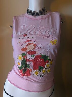 Pink Strawberry Shortcake Graphic Kids Tank Top